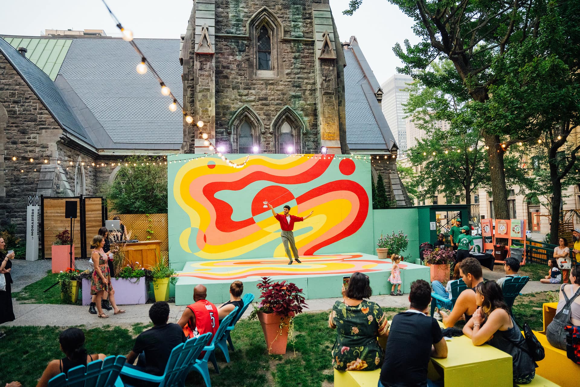 Spectacle de rue &agrave; Montr&eacute;al