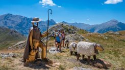 Une randonn&eacute;e po&eacute;tique et familiale, autour de lacs d'altitude